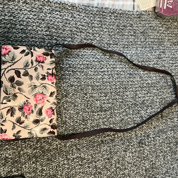 Wallet/Crossbody - Picture 1 of 2